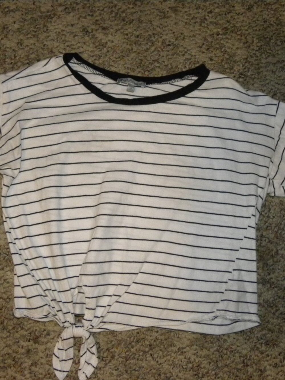 Women Size X- Small - White/Navy by Charlotte Russe